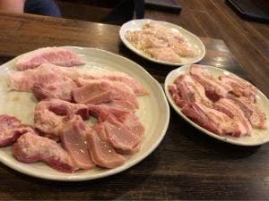 ぶたごや