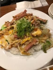 沖縄料理 グーニーズ