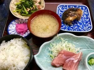 料理 仕出し 田中屋