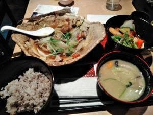 大戸屋ごはん処 府中北口店