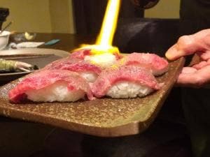 炭火焼肉 七福
