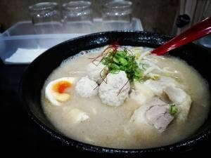 鶏真 大街道店