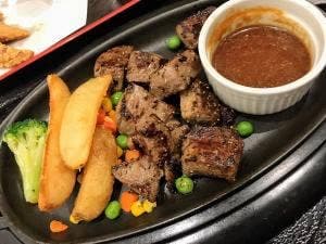 お食事処 くろだるま 鹿屋店