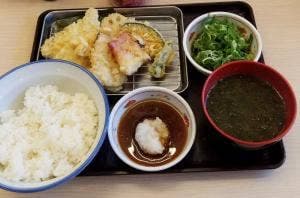 天丼・天ぷら本舗 さん天 深江南店