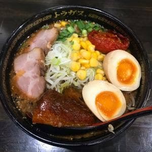 トラガス