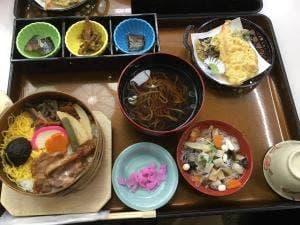 食の館 本丸 鶴ヶ丘会館