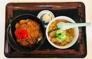 味乃やまびこ 総本店