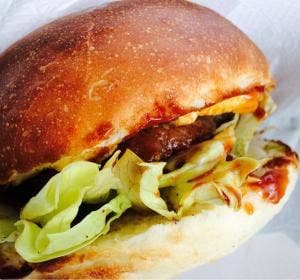 からつバーガーとコーヒーの店 唐津うまかもん市場店