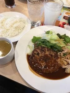ガスト 浦和駅西口店