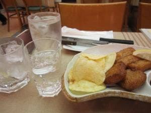 フードコートウイング