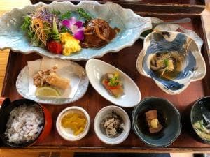 葉っぱDELI