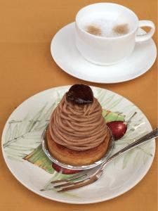 ダイニングレストラン クローバー