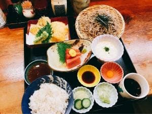 麦とろ和食 静