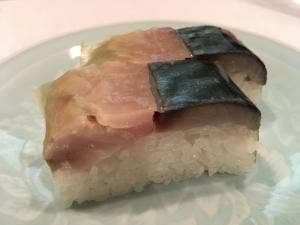 すし萬リーガロイヤルホテル店