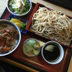 うずらや