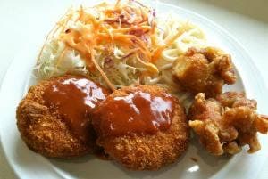 学生食堂 ハーフタイム