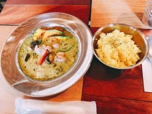 輸入雑貨&カフェ Chilling