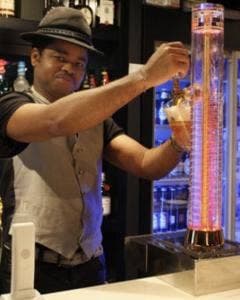ジェネシス インターナショナルバー