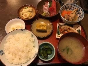 酒味処みやこや