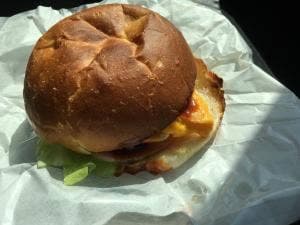 からつバーガー ビュッフェ さくら号