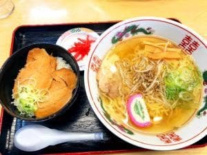 Yahata すしべん かほく店