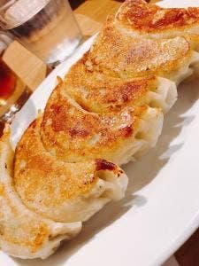 紅虎餃子房 シァル鶴見店