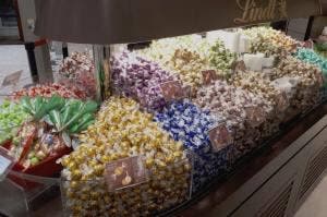 リンツ ショコラ ブティック シャポー船橋店