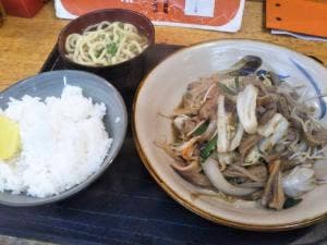 我部祖河食堂 泡瀬店
