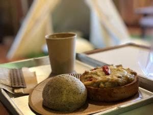 子たぬきのパン