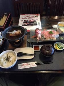 はくちょう亭奈良屋