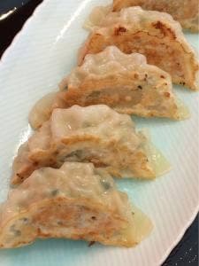リナーズ餃子