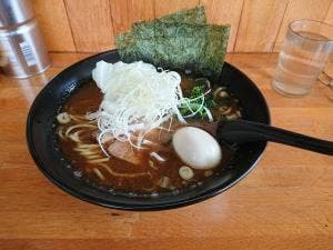 横浜ラーメン萬年家