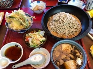 四ッ六庵