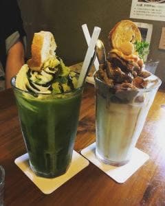 ビストロ カフェ 風