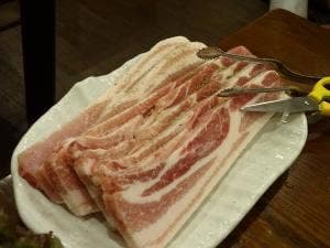 サムギョプサル専門店 でじや 渡辺通店