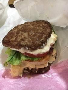 ファーストキッチン 自由が丘店