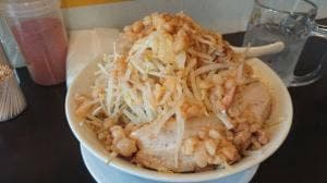 バカ増しの里 ジャンクラーメン じおん
