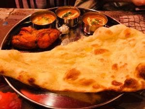 インド料理 マハデブ