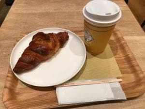 フレッシュネスバーガー 新宿三井ビル店