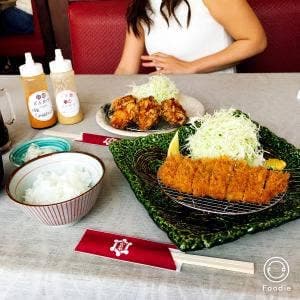 かめや