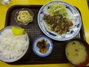 大衆食堂 ゆたか