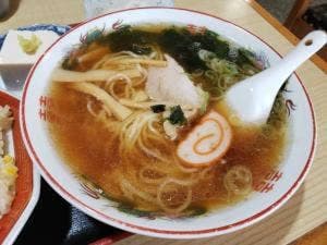 末廣亭泉が丘店