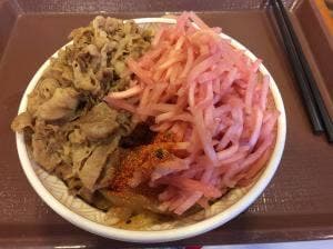 すき家 348号山形南店