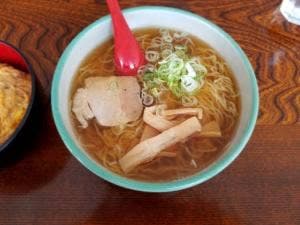食事処 しかいろ