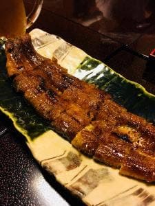 うな政