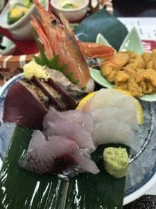 浜のダイニング 魚々の女房 海さんぽ