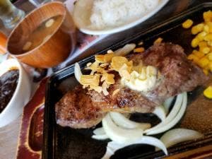 炭焼ステーキ BEEF IMPACT 篠路店