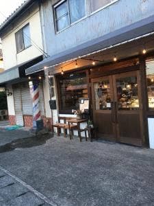 ウッフ