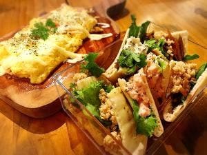 HONEY VIF sand+cafe stand