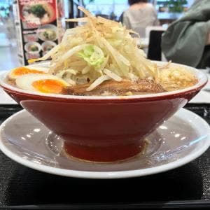 本場博多とんこつラーメン 神 サニーアクシスいの店